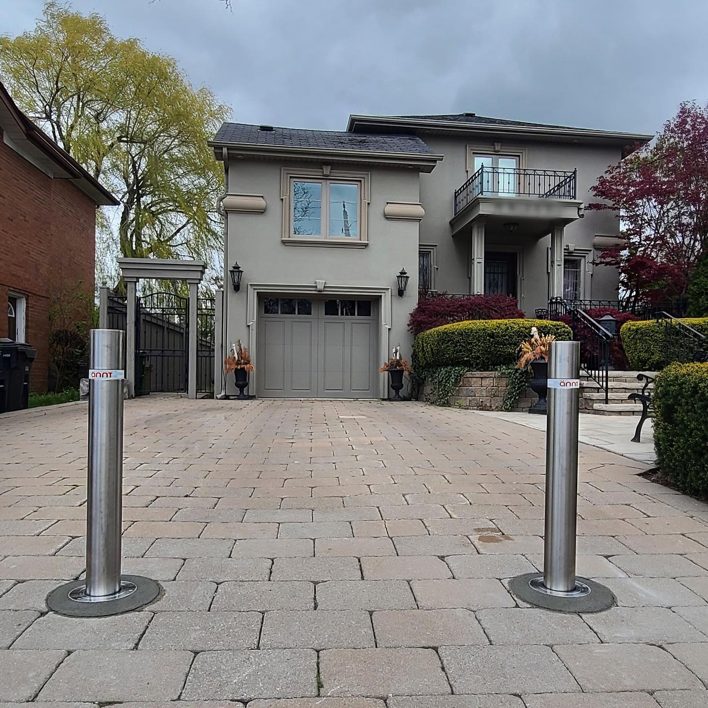 Residential Bollards: Ensuring your vehicle's safety from theft